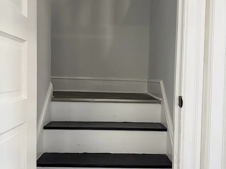 517 Bentley Ave — Photo 20