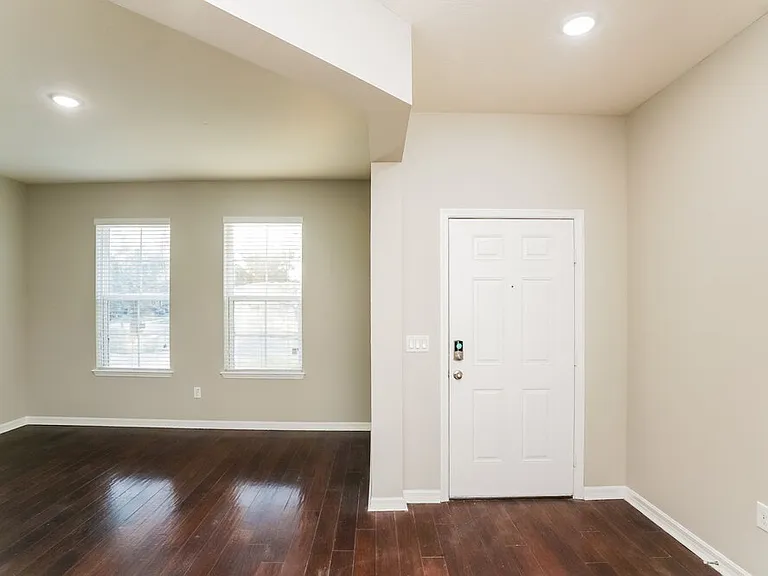 10141 Celtic Ash Dr — Photo 4