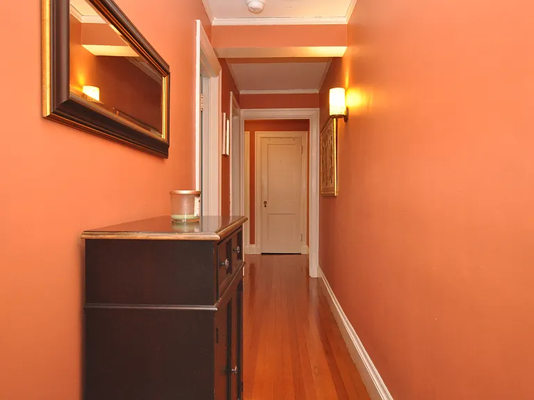 298 Main St #12 — Photo 11