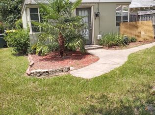 707 Columbus Dr #B, Savannah, GA 31405