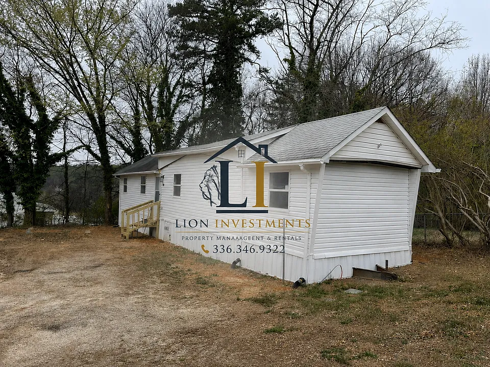580 Tuckaway Lake Rd