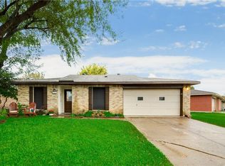 701 Coolwood Ln, Mesquite, TX 75149