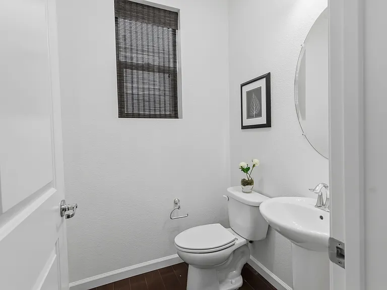 2730 Ferrara Cir — Photo 5
