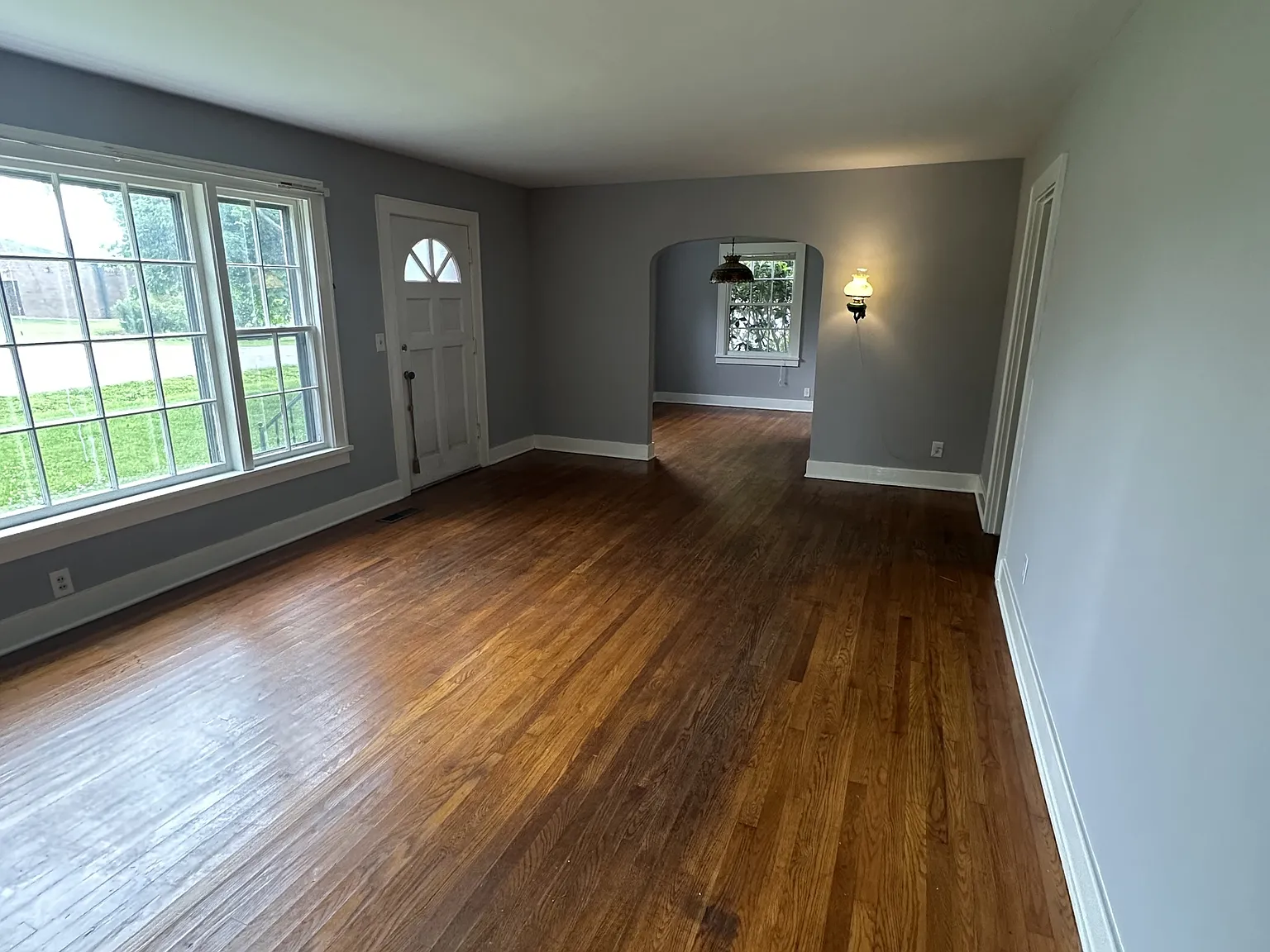 301 Gibson Street - 1 — Photo 2