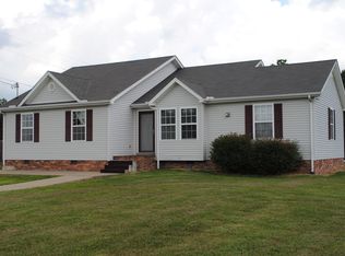 1368 Pomona Rd, Dickson, TN 37055