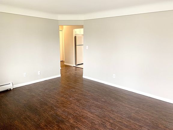 2nd image of 403-427 S Crooks Rd #413