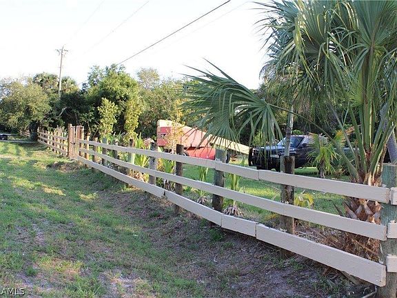 5th image of 16541 Shelby Ln