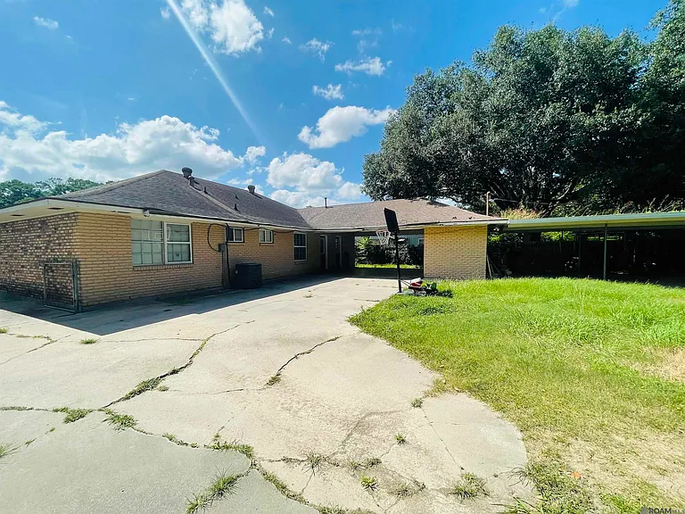 4036 Ridgemont Dr — Photo 15