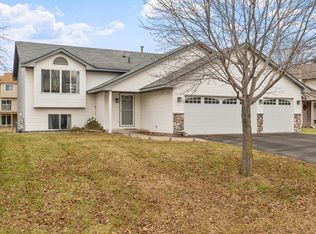 7433 96th St S, Cottage Grove, MN 55016