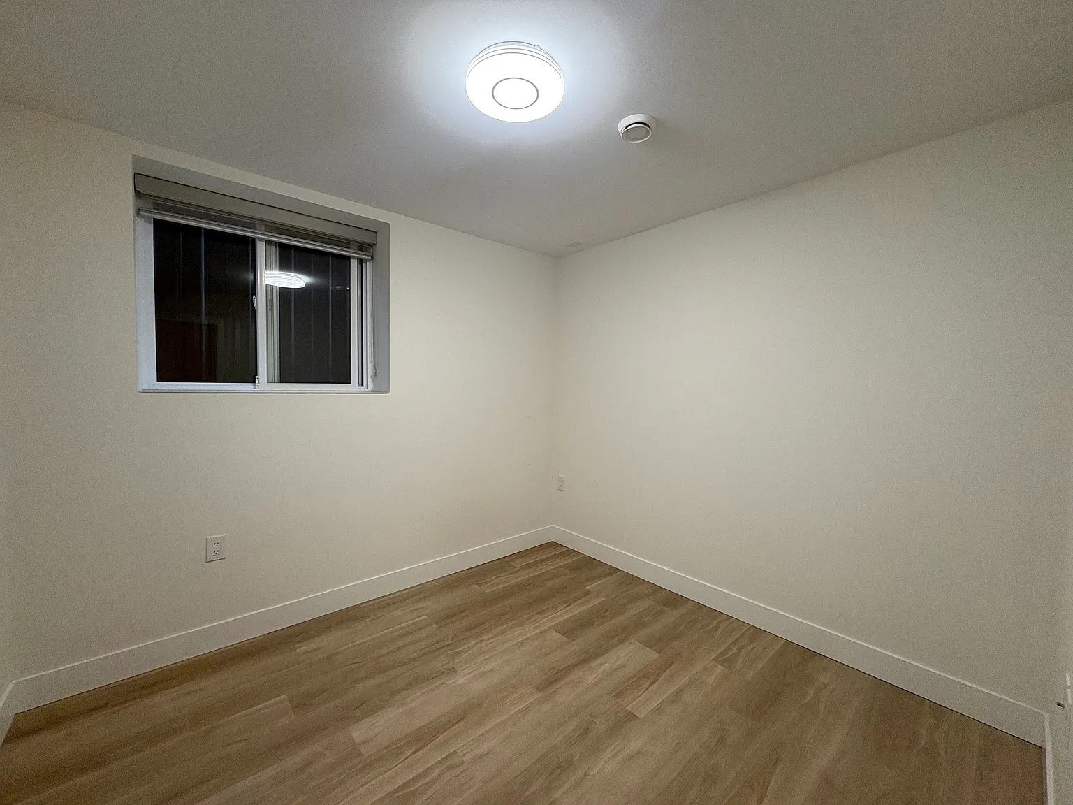 2 bed, 800 sqft, $1,950 — Photo 4