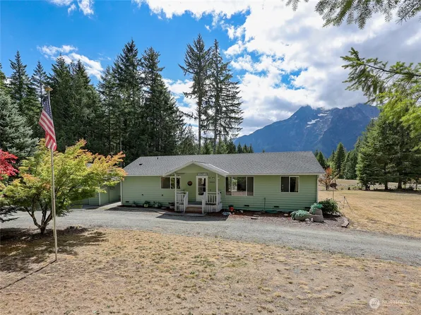 42630 State Route 530 NE, Darrington, WA 98241