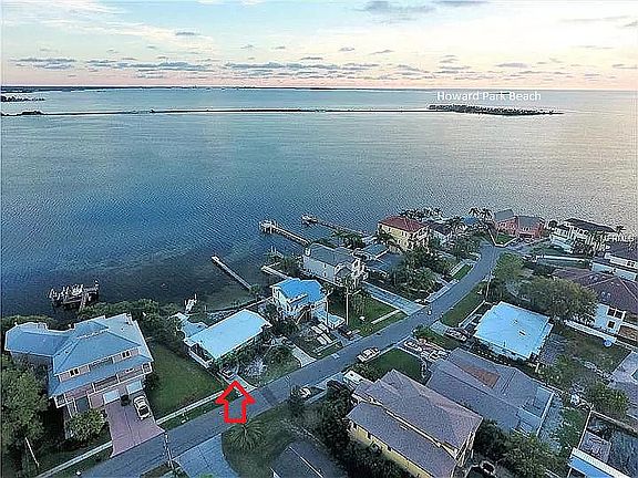 4th image of 1669 Sea Breeze Dr