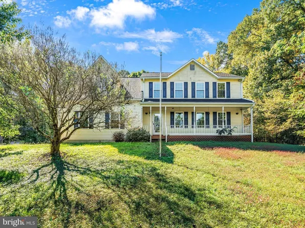 17259 Creekside Dr, Brandywine, MD 20613