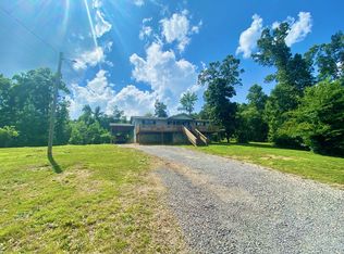 162 Racoon Hill Ln, Chickamauga, GA 30707