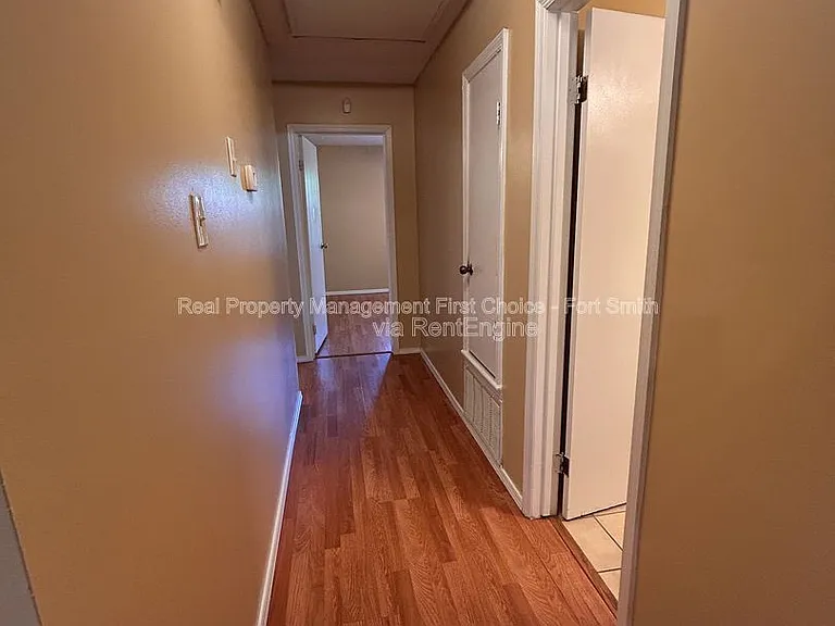 3305 Grinnell Ave — Photo 10