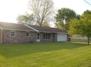 1524 Meadow Ln, Warsaw, IN