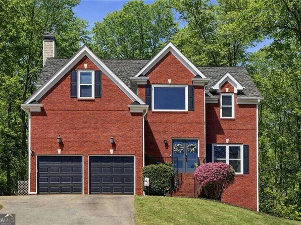 6036 Bateau Dr, Flowery Branch, GA 30542