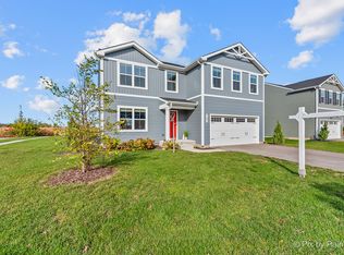 702 E Garfield St, Waterman, IL 60556