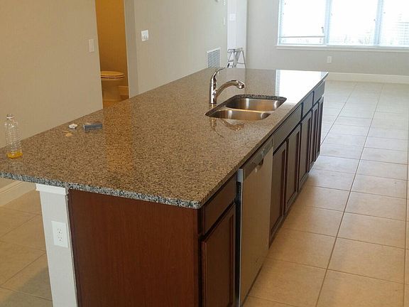 3rd image of 6525 Calamondin Dr