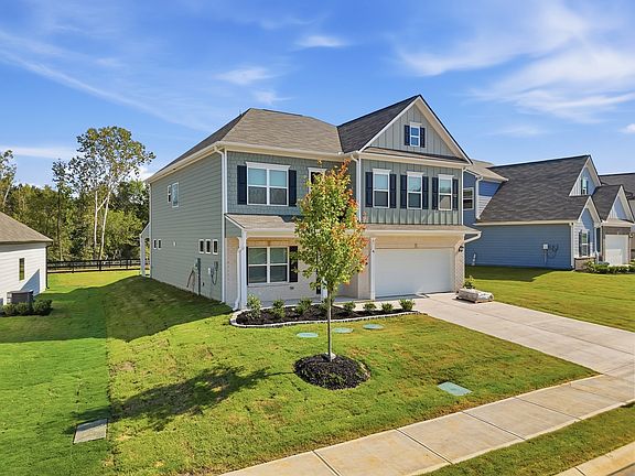 4th image of 11029 Valmont Way