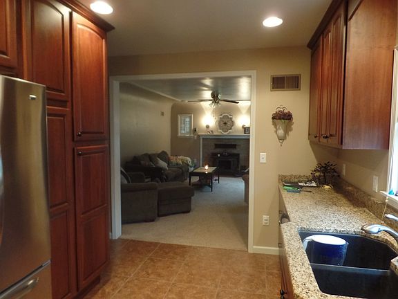 Kitchen to living room