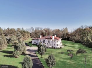 93 Lees Hill Rd, Basking Ridge, NJ 07920