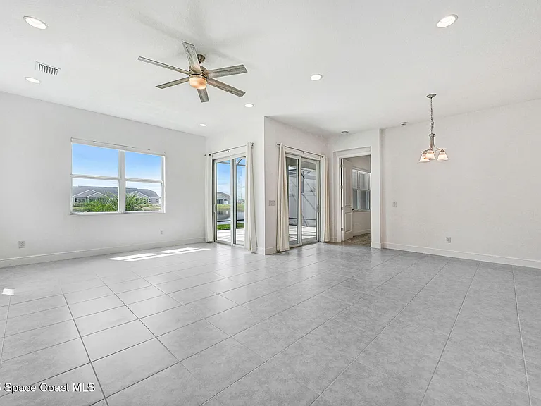 2988 Pangea Cir — Photo 23