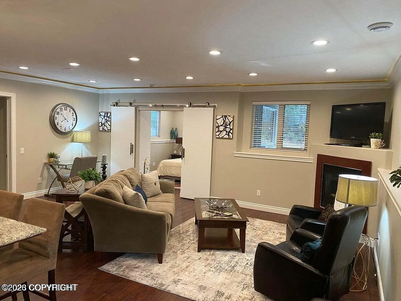 1 bed, 1.0 bath, 1100 sqft, $2,575 — Photo 2