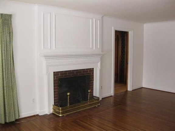 4th image of 6 New Amsterdam Ave