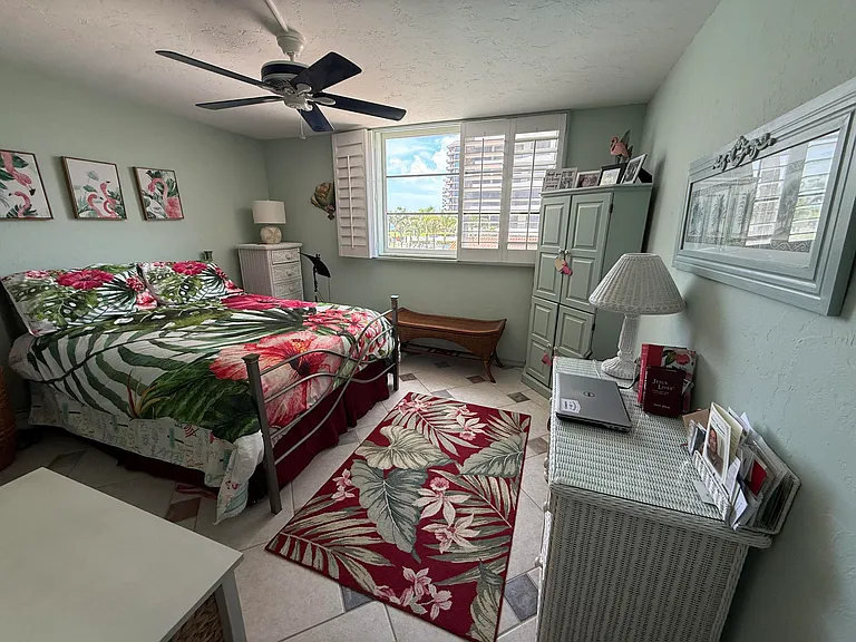 630 Ocean Dr #215 — Photo 12