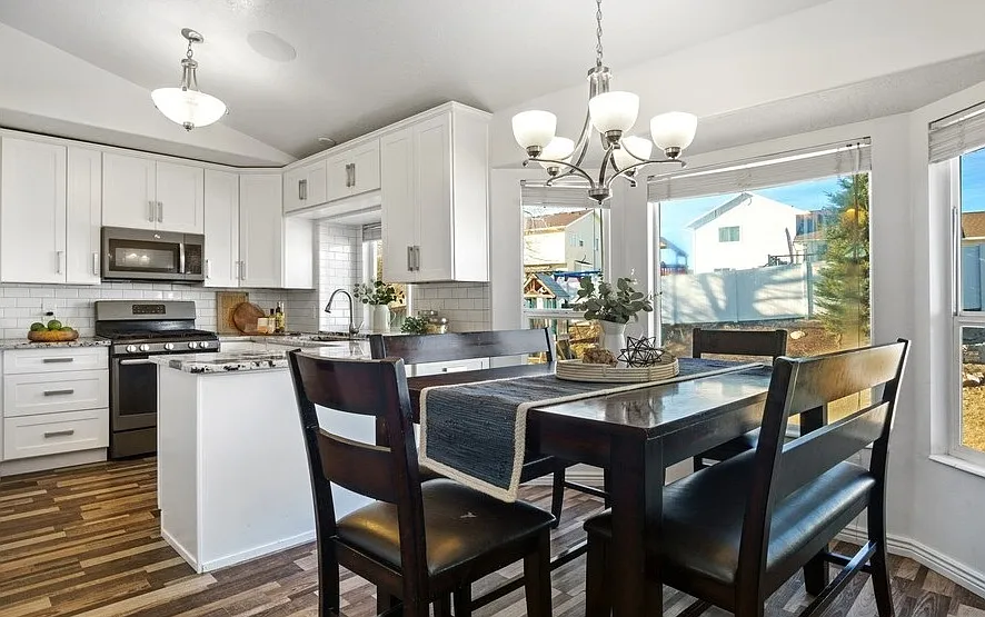 476 W. 2375 N. - GW - 1 — Photo 4