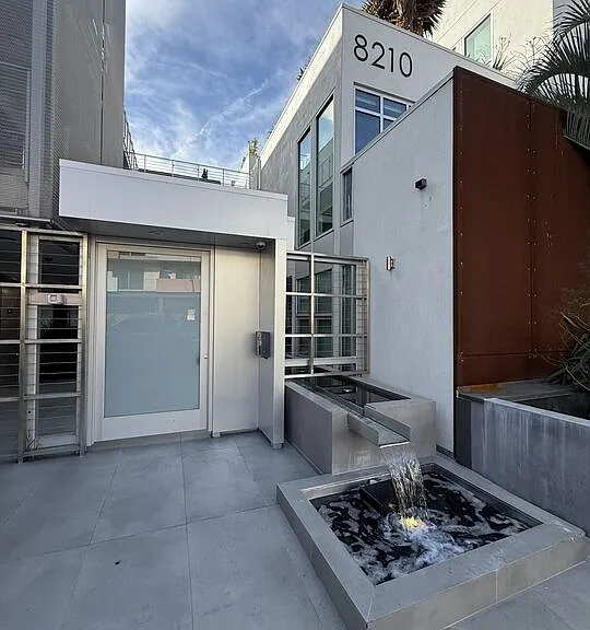 8210 Fountain Ave #103 — Photo 1