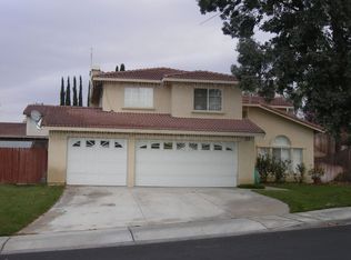 22830 Lark St, Grand Terrace, CA 92313