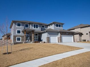 1728 S 207th Ave, Elkhorn, NE 68022