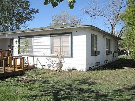 3rd image of 3207 E Southcross Blvd