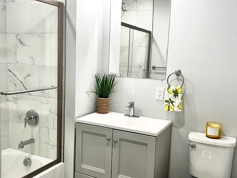 48 Spruce St #107 — Photo 1