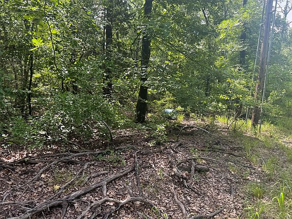2nd image of 690 Private Road 6926 Rd