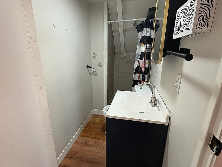 172 N Franklin St #2 — Photo 5