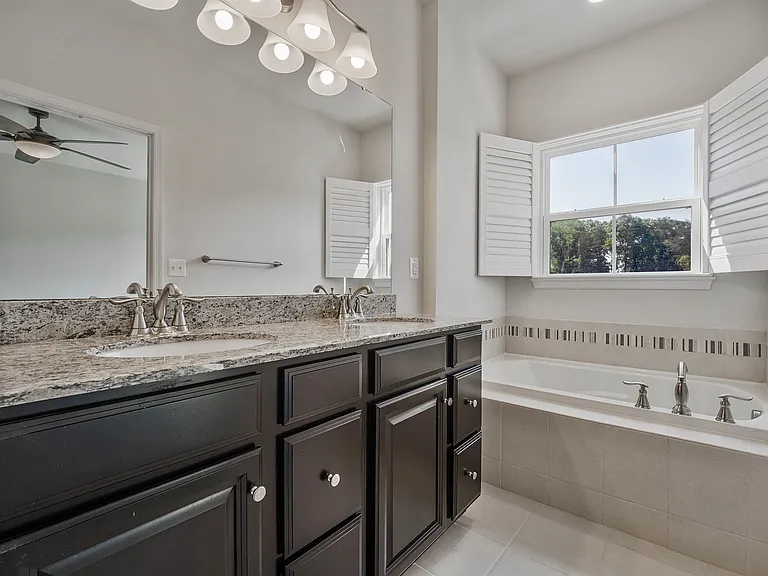 10711 Hinton Way — Photo 29