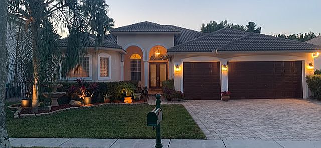 1st image of 3062 SW 189th Ave