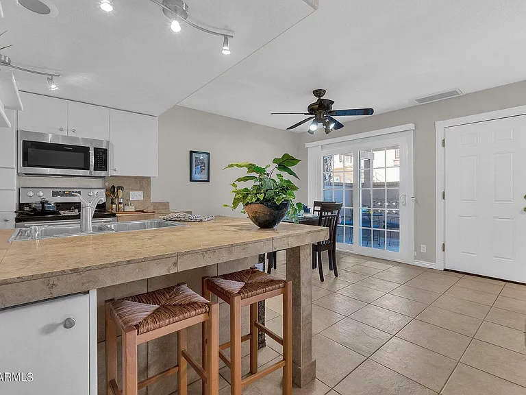 14247 N Boxwood Ln — Photo 27