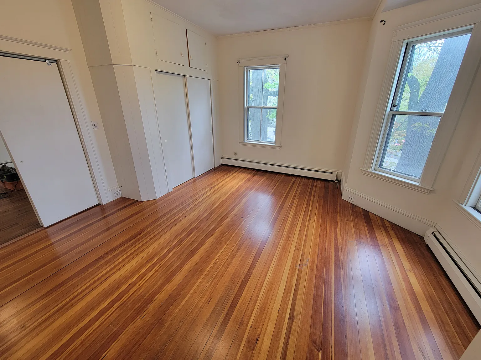 1 bed, 550 sqft, $2,200 — Photo 2