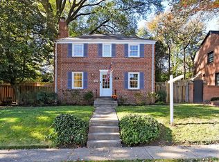 704 S George Mason Dr, Arlington, VA 22204