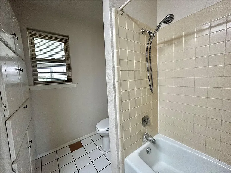 6209 Gayle Dr — Photo 33