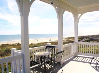 1525 Seaside Dr, Galveston, TX 77550