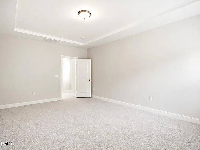 544 Tanner Lake Ln — Photo 18