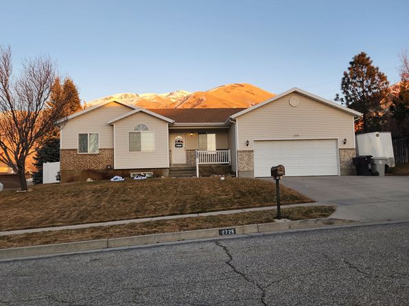 2725 S 725 W
