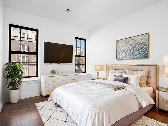 4th image of 2318 Avenue D #4