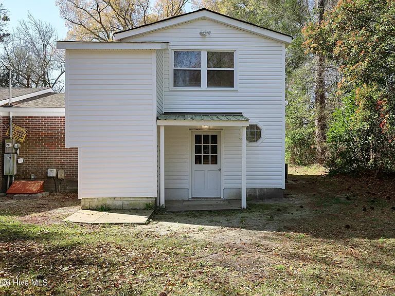 1190 Blue Creek Rd #B — Photo 6