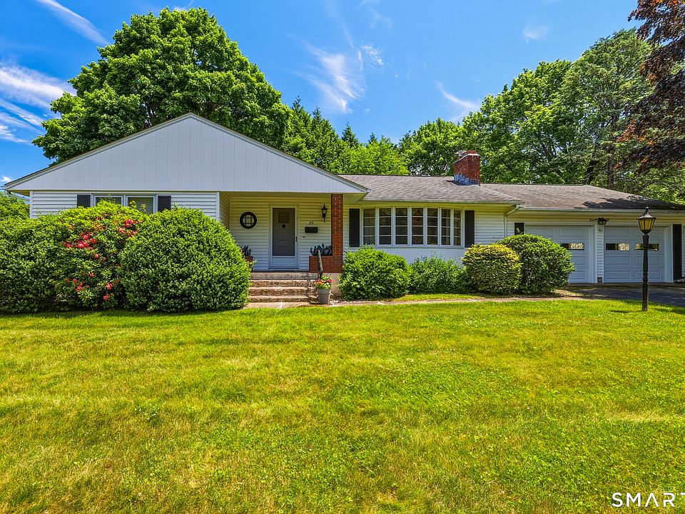 1st image of 29 Glenview Drive